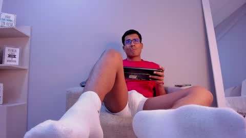 thiagovega_ online show from April 5, 3:36 am