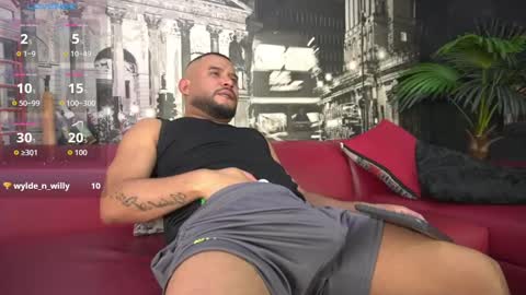 Snapshot of thiagoxbig chatting on October 3, 9:31 pm thiagoxbig online show from October 3, 9:31 pm