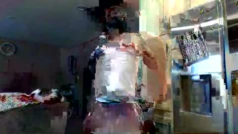 Val online show from April 12, 11:05 pm