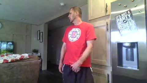 Val online show from April 11, 10:13 pm