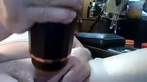 thickcock00088 online show from March 31, 12:07 pm