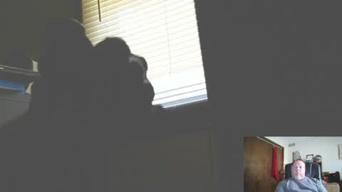 thickcock4u1105 online show from April 11, 6:11 pm