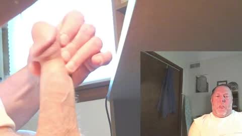 thickcock4u1105 online show from May 17, 5:20 pm