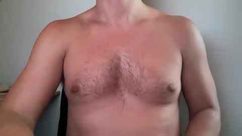 thickcockjock1017 online show from June 30, 9:05 pm