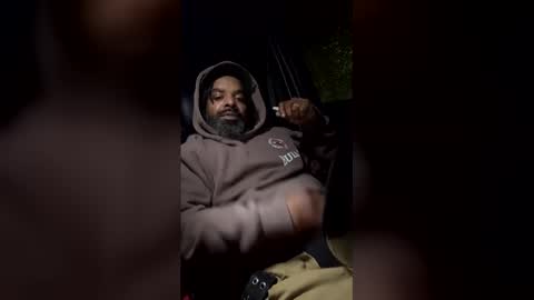 thickdick4anyone online show from April 23, 2:49 am