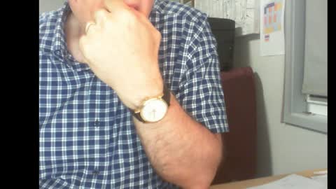 Snapshot of thickmelnik chatting on December 13, 12:50 pm James online show from December 13, 12:50 pm