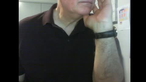 Snapshot of thickmelnik chatting on January 20, 12:36 am James online show from January 20, 12:36 am