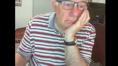 Snapshot of thickmelnik chatting on January 24, 1:47 pm James online show from January 24, 1:47 pm