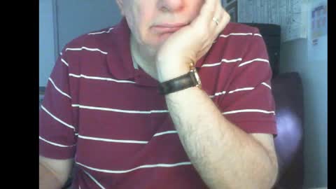 Snapshot of thickmelnik chatting on December 16, 12:26 am James online show from December 16, 12:26 am
