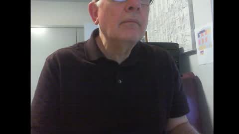 Snapshot of thickmelnik chatting on January 26, 2:35 am James online show from January 26, 2:35 am
