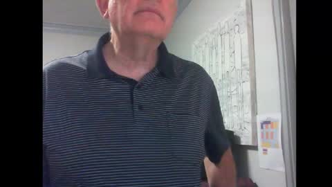 Snapshot of thickmelnik chatting on February 9, 1:25 pm James online show from February 9, 1:25 pm