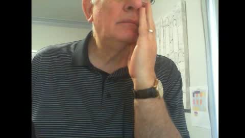 Snapshot of thickmelnik chatting on February 10, 12:41 am James online show from February 10, 12:41 am