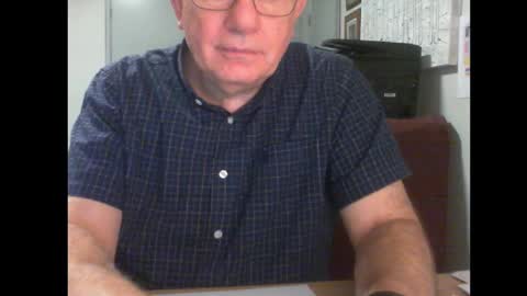 Snapshot of thickmelnik chatting on February 24, 1:42 pm James online show from February 24, 1:42 pm