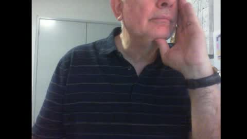 Snapshot of thickmelnik chatting on February 1, 2:16 am James online show from February 1, 2:16 am