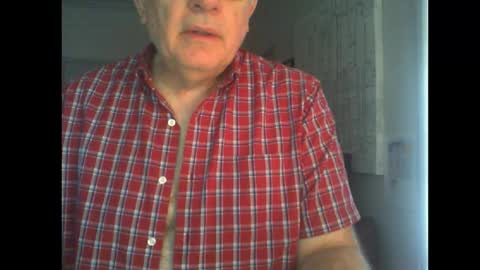 Snapshot of thickmelnik chatting on February 21, 11:43 pm James online show from February 21, 11:43 pm