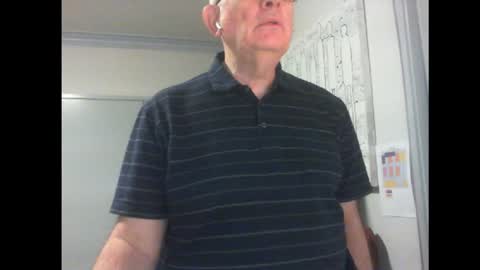 Snapshot of thickmelnik chatting on January 2, 12:57 pm James online show from January 2, 12:57 pm