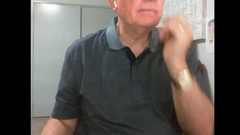 Snapshot of thickmelnik chatting on January 6, 1:30 pm James online show from January 6, 1:30 pm