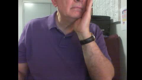 Snapshot of thickmelnik chatting on January 21, 1:39 pm James online show from January 21, 1:39 pm