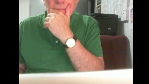 Snapshot of thickmelnik chatting on February 23, 11:50 am James online show from February 23, 11:50 am