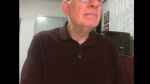 Snapshot of thickmelnik chatting on January 27, 12:16 pm James online show from January 27, 12:16 pm