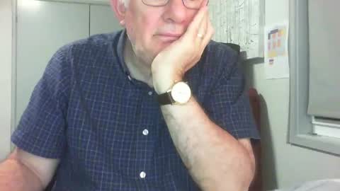 Snapshot of thickmelnik chatting on December 29, 1:38 pm James online show from December 29, 1:38 pm