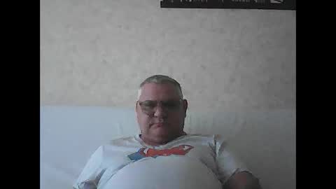 Snapshot of thierrysymp chatting on October 12, 9:36 am Thierrysymp online show from October 12, 9:36 am