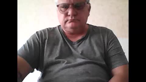 Thierrysymp online show from September 10, 4:38 pm