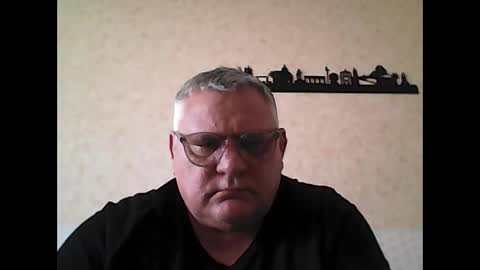 Snapshot of thierrysymp chatting on October 15, 4:03 pm Thierrysymp online show from October 15, 4:03 pm