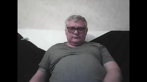 Thierrysymp online show from December 16, 5:22 pm