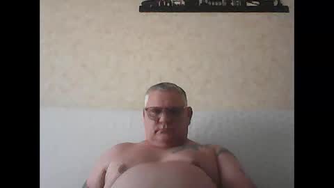 Snapshot of thierrysymp chatting on October 7, 3:05 pm Thierrysymp online show from October 7, 3:05 pm
