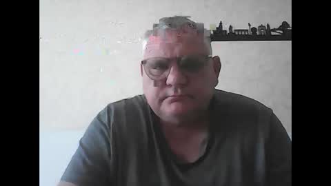 Snapshot of thierrysymp chatting on October 5, 9:35 am Thierrysymp online show from October 5, 9:35 am