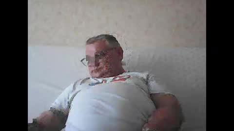 Snapshot of thierrysymp chatting on October 9, 4:01 pm Thierrysymp online show from October 9, 4:01 pm