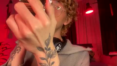 Damiano online show from April 20, 11:29 pm
