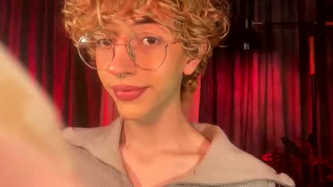 Damiano online show from April 30, 8:57 pm