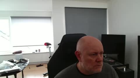 thomas315627 online show from April 10, 1:51 pm