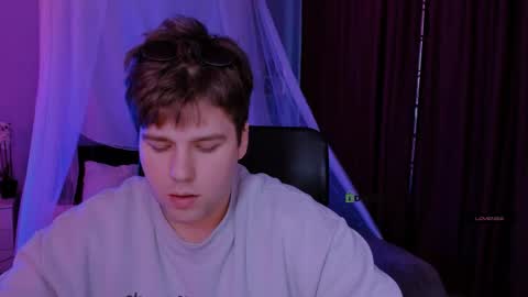 Thomas online show from April 4, 8:55 am