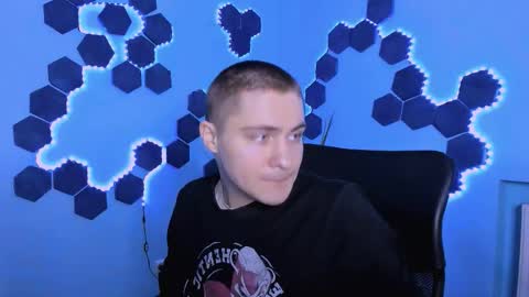 Thomas online show from February 27, 7:57 pm