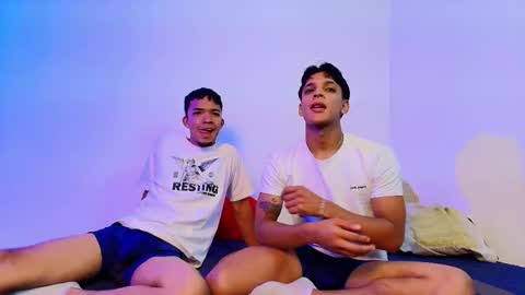 Snapshot of thomas_elg chatting on October 8, 5:23 am THOMAS  JOHANN online show from October 8, 5:23 am