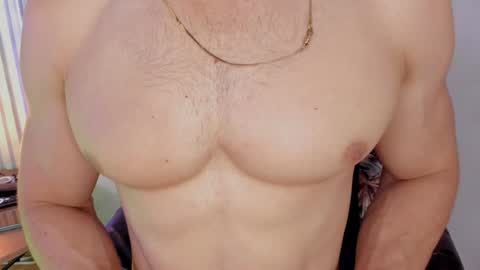 Snapshot of thomas_eliotts chatting on December 15, 7:31 pm Thomas Eliott independent model online show from December 15, 7:31 pm