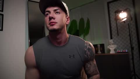 Thomas Falcon online show from March 15, 2:19 am