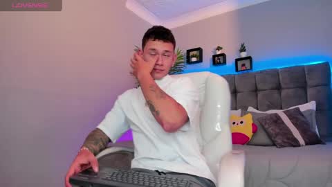 Thomas online show from April 28, 1:27 pm