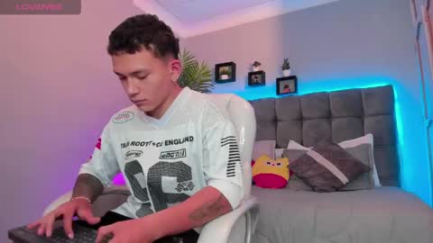 Thomas online show from April 29, 5:30 pm