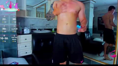 Snapshot of thomas_moon_ chatting on September 30, 1:03 pm Thomas online show from September 30, 1:03 pm