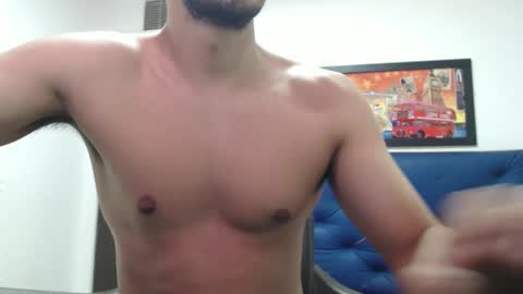 Snapshot of thomas_neuman chatting on December 14, 2:42 pm Thomas online show from December 14, 2:42 pm