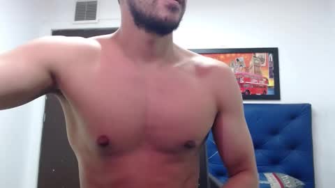 Snapshot of thomas_neuman chatting on February 23, 5:25 pm Thomas online show from February 23, 5:25 pm