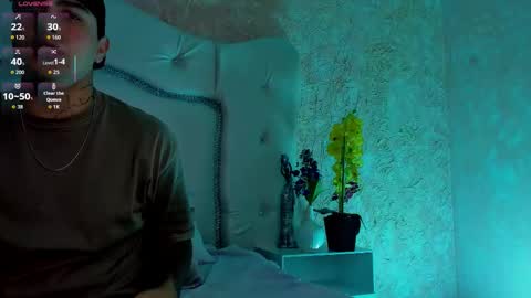 Thomas and Faon  online show from March 24, 1:55 am