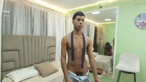 Thomas Valkov online show from June 5, 11:27 am