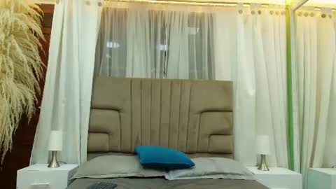 Thomas Valkov online show from June 15, 11:13 am