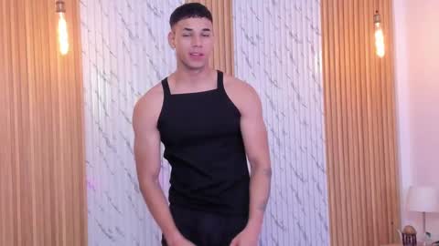 Thomas online show from November 19, 11:43 am