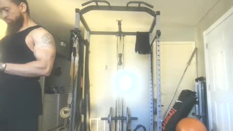 Snapshot of thomasgwhitecft chatting on December 11, 2:50 pm FatherTime online show from December 11, 2:50 pm